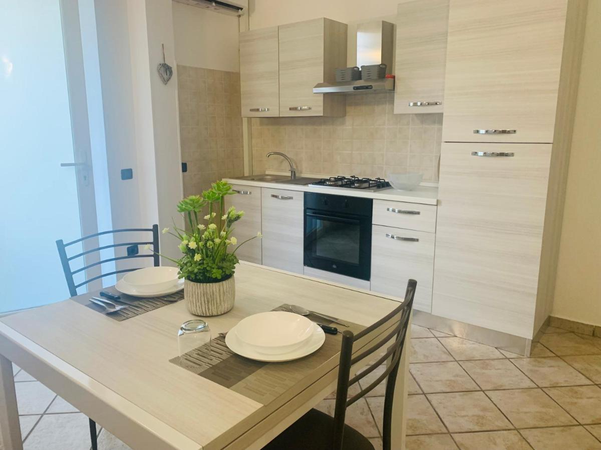 Appartamento Il Cortiletto Somma Lombardo Esterno foto